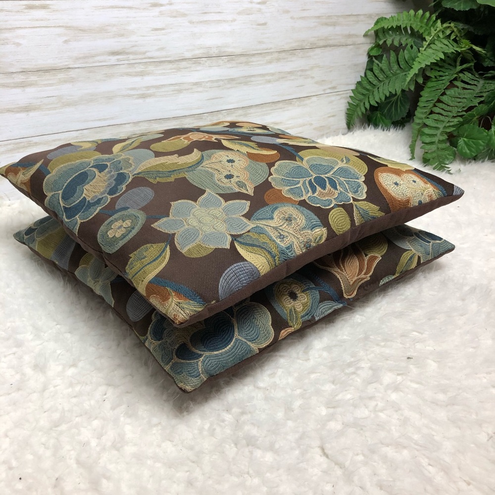 Decorative Accent Pillows with floral print